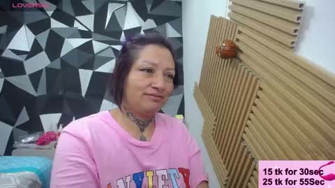 Snapshot of fenix_purple chatting on April 26, 2026, 5:21 pm FENIX online show from April 26, 2026, 5:21 pm