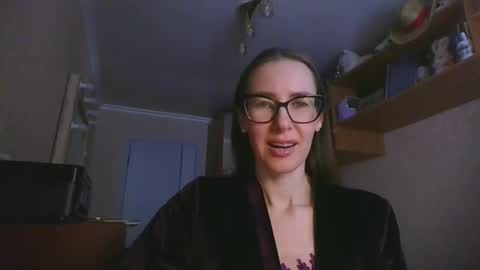 feraliss online show from December 16, 2025, 10:42 am