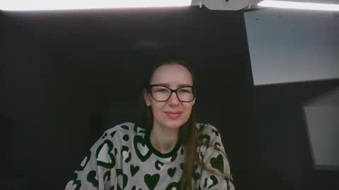 feraliss online show from May 18, 2026, 10:54 am