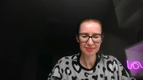 feraliss online show from June 19, 2026, 3:49 pm