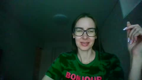 feraliss online show from July 4, 2026, 3:18 pm