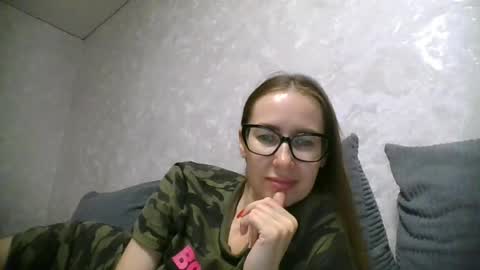 feraliss online show from July 27, 2026, 9:00 pm