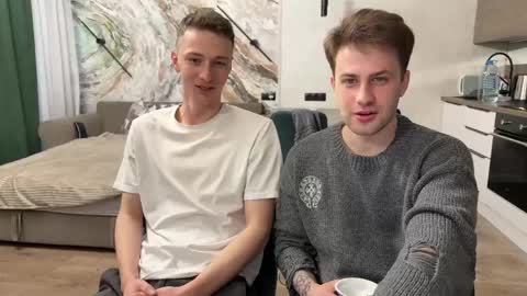 ferminlune online show from April 4, 2026, 7:06 am