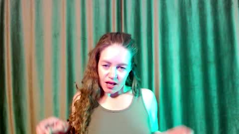 fern_lust online show from April 30, 2026, 2:45 pm