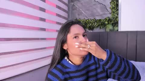 Snapshot of fernanda_liie_ chatting on November 25, 2025, 12:16 pm fernanda_liie_ online show from November 25, 2025, 12:16 pm