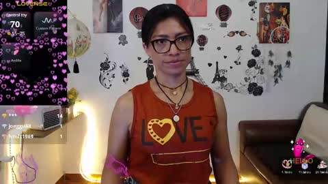 FernandaEloisa online show from February 19, 2025, 9:14 pm