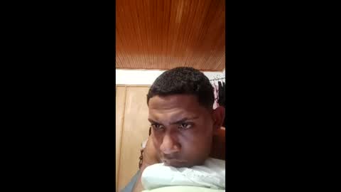 fernandezalexis1145 online show from May 3, 2026, 11:33 pm