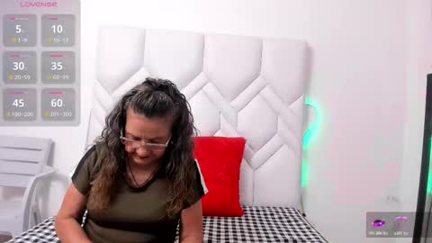 Snapshot of ferrimature chatting on October 22, 2025, 9:14 pm Marcela online show from October 22, 2025, 9:14 pm