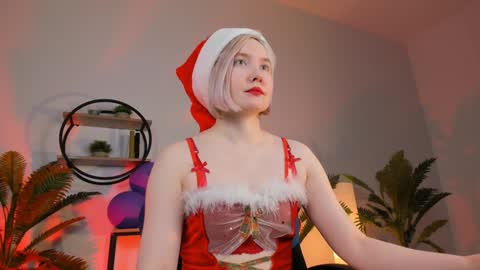 Snapshot of fetishrey chatting on December 24, 2024, 11:49 am Rey online show from December 24, 2024, 11:49 am