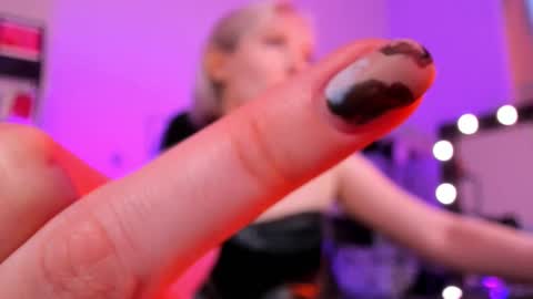 Snapshot of fetishrey chatting on March 1, 2025, 11:39 am Rey online show from March 1, 2025, 11:39 am