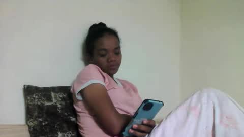 Snapshot of fetranialdy chatting on May 9, 2026, 4:12 pm fetranialdy online show from May 9, 2026, 4:12 pm
