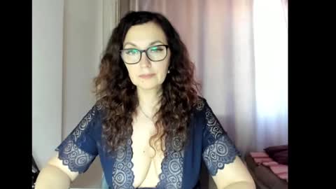 Snapshot of fey_bb chatting on February 11, 2025, 6:08 am Milana online show from February 11, 2025, 6:08 am