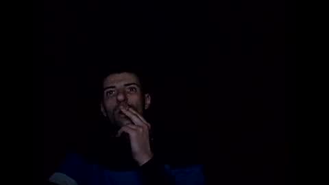 Snapshot of fffjj021 chatting on February 21, 2026, 8:32 pm Raised in 90s online show from February 21, 2026, 8:32 pm