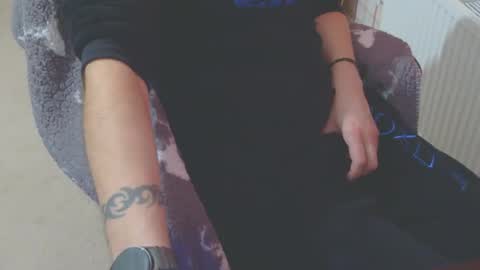 Snapshot of ffys2025 chatting on September 21, 2025, 8:43 pm ffys2025 online show from September 21, 2025, 8:43 pm