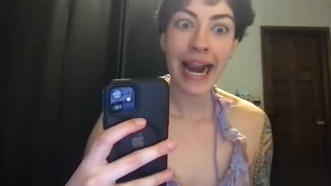 fgsammie online show from February 9, 2026, 1:09 am