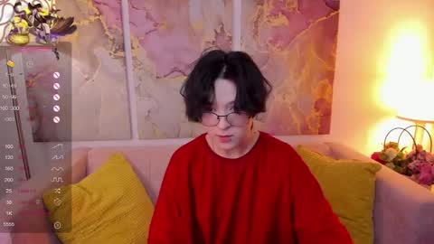 fiamoory online show from February 8, 2025, 10:29 am