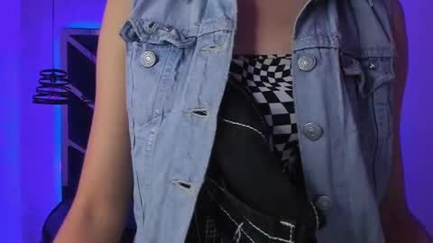 Snapshot of fieramadame chatting on January 28, 2025, 12:11 pm online show from January 28, 2025, 12:11 pm