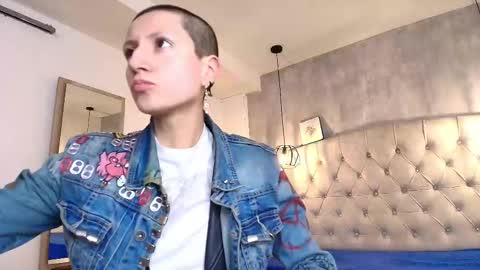 Snapshot of fieramadame chatting on October 18, 2025, 12:17 pm online show from October 18, 2025, 12:17 pm