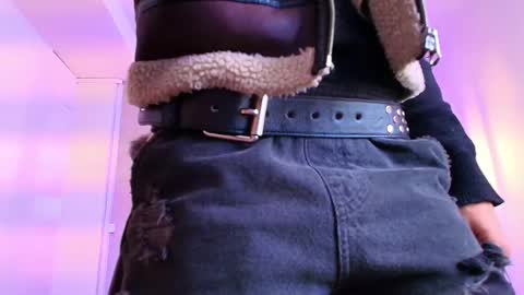 Snapshot of fieramadame chatting on November 7, 2025, 11:43 am online show from November 7, 2025, 11:43 am