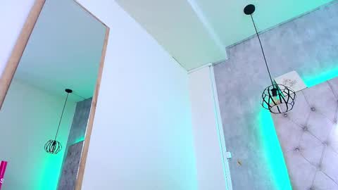 Snapshot of fieramadame chatting on November 11, 2025, 12:05 pm online show from November 11, 2025, 12:05 pm