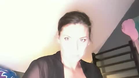 4 give me father  online show from April 12, 2026, 3:22 am