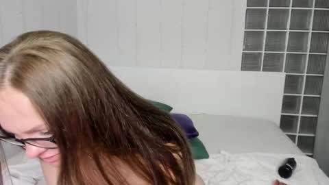 Snapshot of fiery_stella chatting on February 27, 2025, 5:02 am Fiery Stella online show from February 27, 2025, 5:02 am