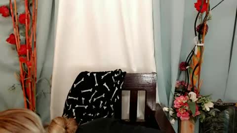 Snapshot of filipina_slutty69xxx chatting on February 26, 2025, 9:10 am Angela DONT FORGET TO FOLLOW AND GIVE ME APPRECIATION online show from February 26, 2025, 9:10 am