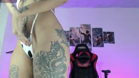 Snapshot of filletatouee chatting on January 9, 2025, 2:22 am filletatouee online show from January 9, 2025, 2:22 am