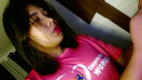 Cassandra Madrigal online show from March 4, 2026, 3:51 pm