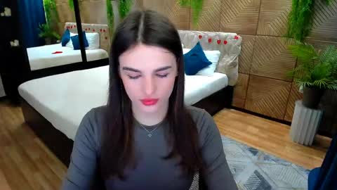 Amanda online show from June 4, 2026, 10:21 am