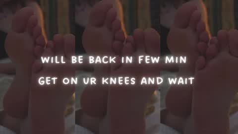 Snapshot of findomfeet_ chatting on February 20, 2025, 8:36 pm Ashley online show from February 20, 2025, 8:36 pm