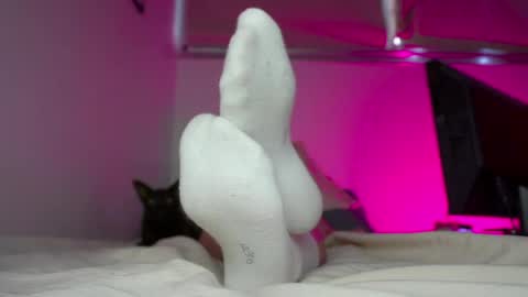 Snapshot of findomfeet_ chatting on May 3, 2026, 8:15 pm Ashley online show from May 3, 2026, 8:15 pm