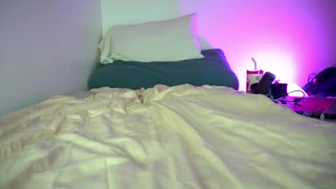 Snapshot of findomfeet_ chatting on June 2, 2026, 7:38 pm Ashley online show from June 2, 2026, 7:38 pm