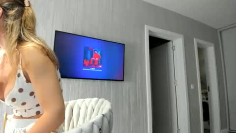 FinestChantilly online show from October 16, 2025, 3:18 am