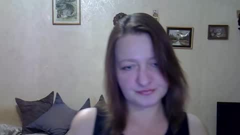 Snapshot of finika_say chatting on November 9, 2025, 5:44 pm finika_say online show from November 9, 2025, 5:44 pm
