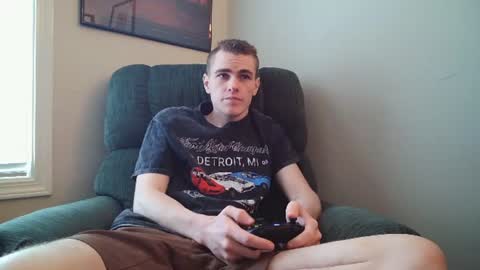 Snapshot of finnabun33 chatting on July 2, 2026, 6:58 pm Jake I am Bicurious online show from July 2, 2026, 6:58 pm