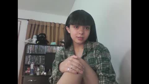 Snapshot of finnky1 chatting on May 6, 2026, 11:43 pm finnky1 online show from May 6, 2026, 11:43 pm