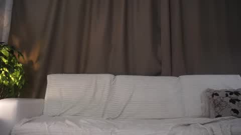 Snapshot of fionawhynot chatting on July 29, 2026, 6:44 am Emily online show from July 29, 2026, 6:44 am