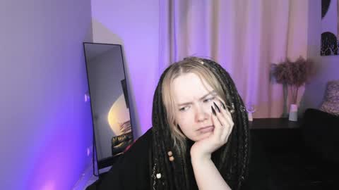Fiona online show from April 25, 2026, 11:35 pm