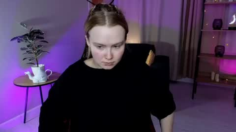 Fiona online show from April 28, 2026, 2:27 am