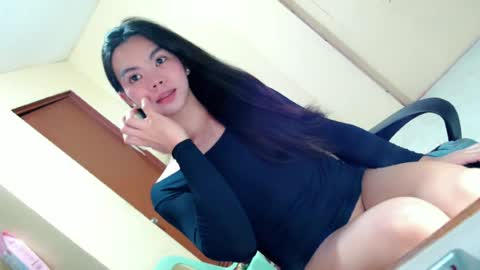 Snapshot of fionie_xxx chatting on June 10, 2026, 12:37 pm FIONA online show from June 10, 2026, 12:37 pm