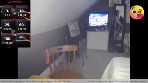 Snapshot of fionna_fineas chatting on April 26, 2026, 12:30 am Fionna online show from April 26, 2026, 12:30 am