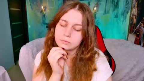 fiora online show from July 3, 2026, 5:47 am