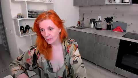 Snapshot of fire_foxone chatting on May 9, 2026, 8:25 pm FireFox online show from May 9, 2026, 8:25 pm