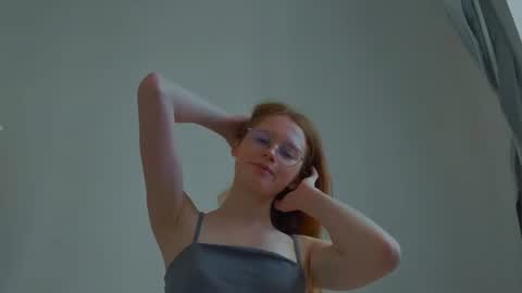 fire_luna online show from July 14, 2026, 10:43 am