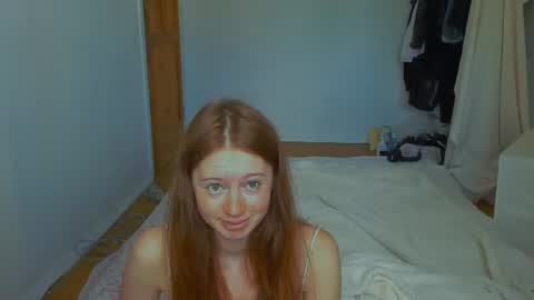 fire_luna online show from July 31, 2026, 8:14 am