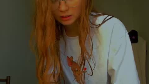 fire_luna online show from August 9, 2026, 12:54 pm