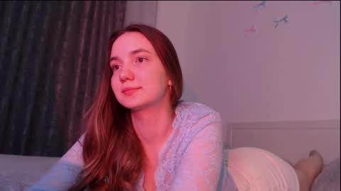 fireflies_fly_ online show from April 20, 2026, 7:48 pm