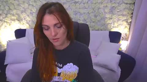 Snapshot of firefoxxxxy chatting on June 14, 2026, 6:04 am firefoxxxxy online show from June 14, 2026, 6:04 am