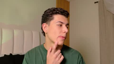 Nicolas online show from March 17, 2026, 7:17 pm